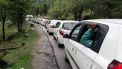 traffic jam in kullu
