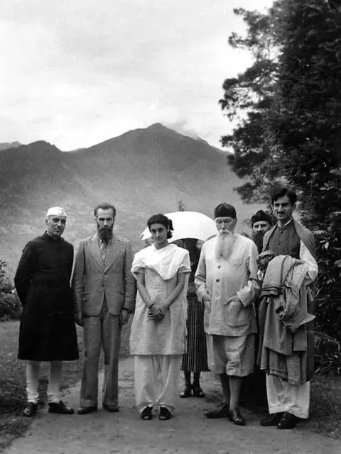 Nicholas Roerich with Jawahar Lal Nehru and Indira Gandhi in Naggar in 1942