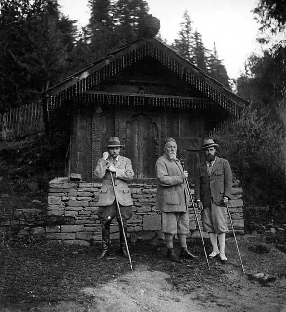 Nicholas Roerich with his sons in Naggar
