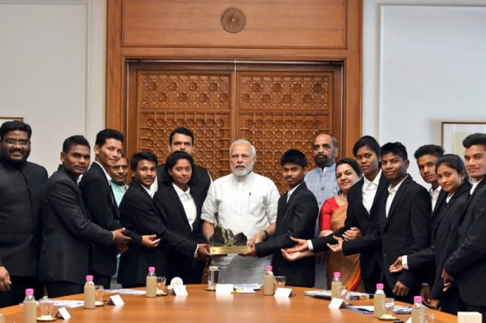 The team of braveheart teenagers being felicitated by the Prime Minister