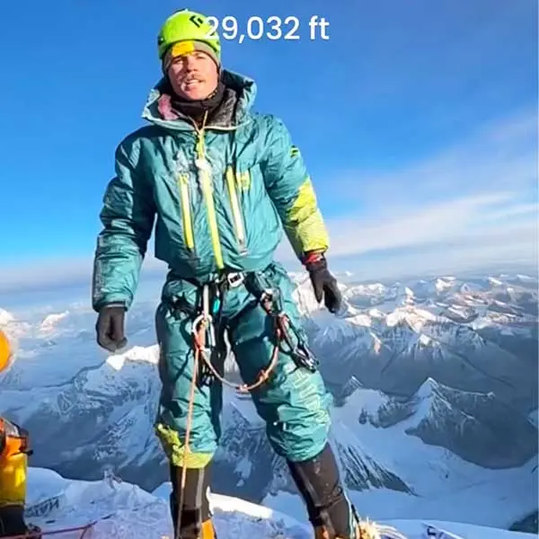 Devon Levesque on the summit of mount Everest.