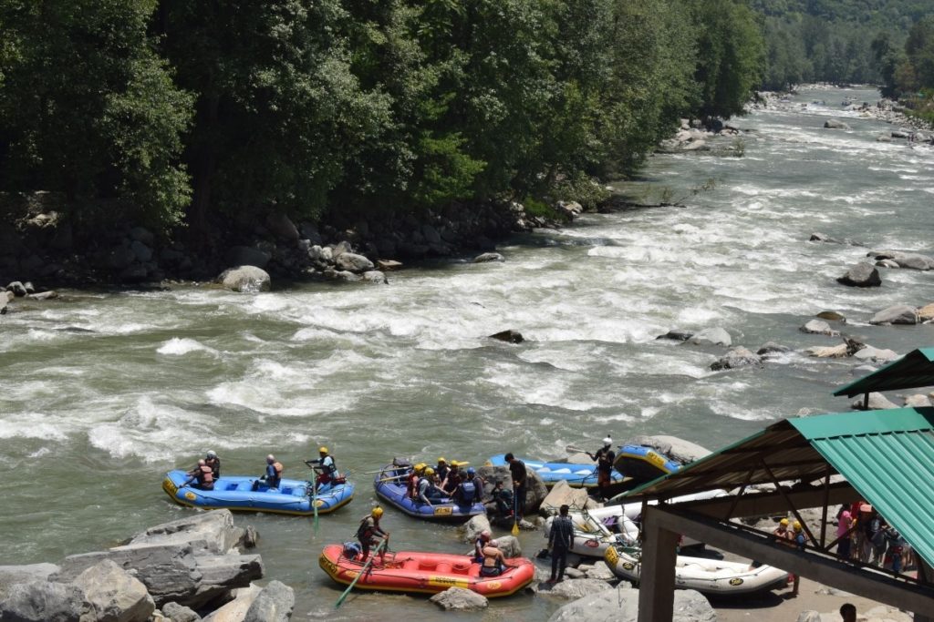 rafting safety tips