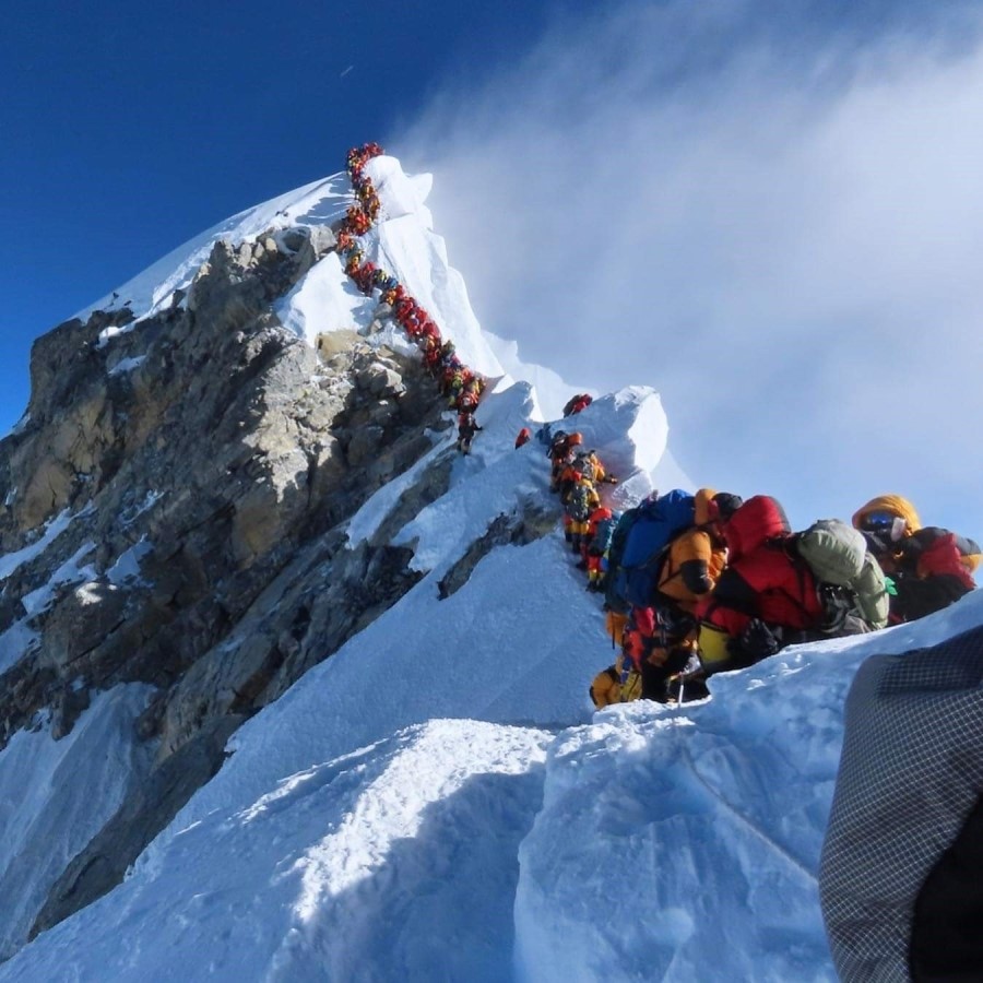 The picture that shocked the world Clicked by mountaineer Nirmal Purja it shows the traffic jam at the South Summit.