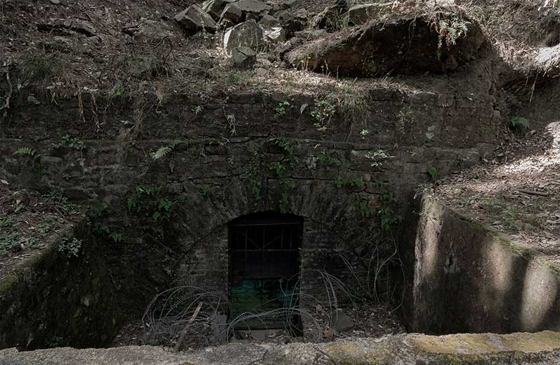 barog haunted tunnel hike