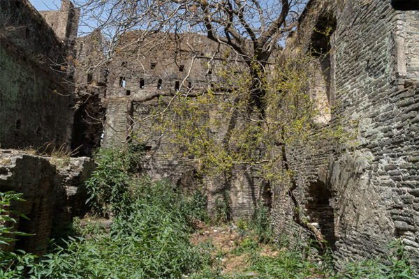 The banasar fort from the inside.