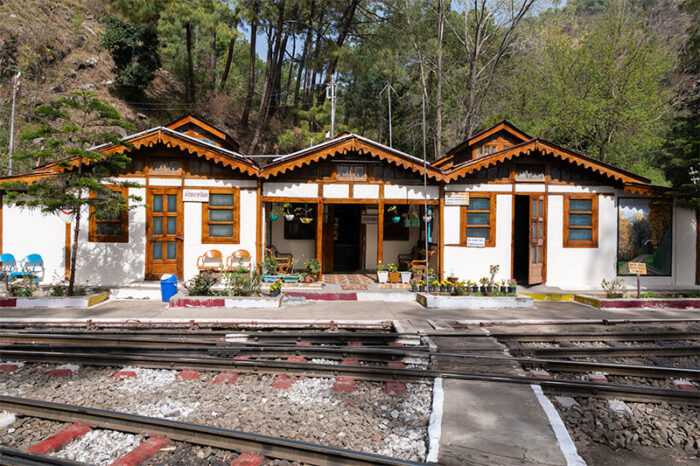 The office of the Barog railway station staff