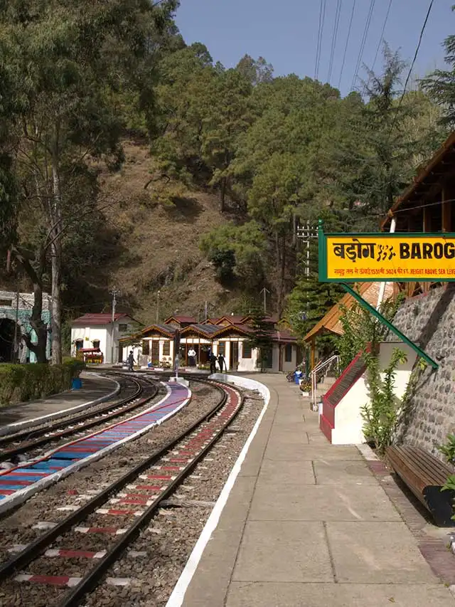 a view of the Barog railway station