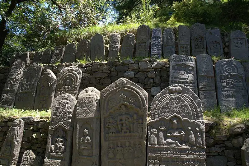 Memorial stones at Roerich estate