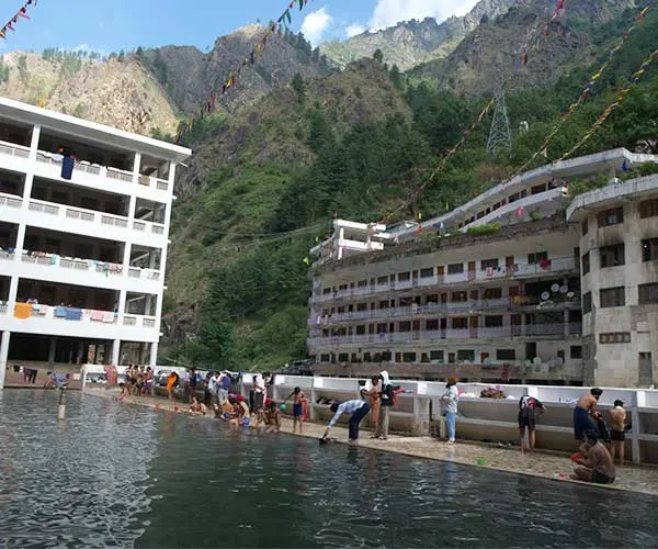 Hot water public bath at the Manikaran gurdwara