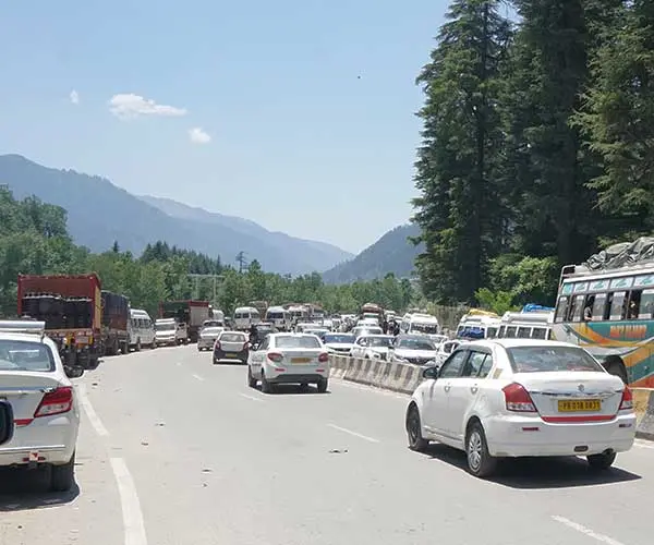 Manali doesn't have enough parking spaces