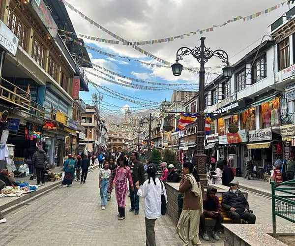 A view of Leh Bazaar