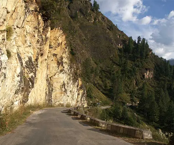 Road to Malana