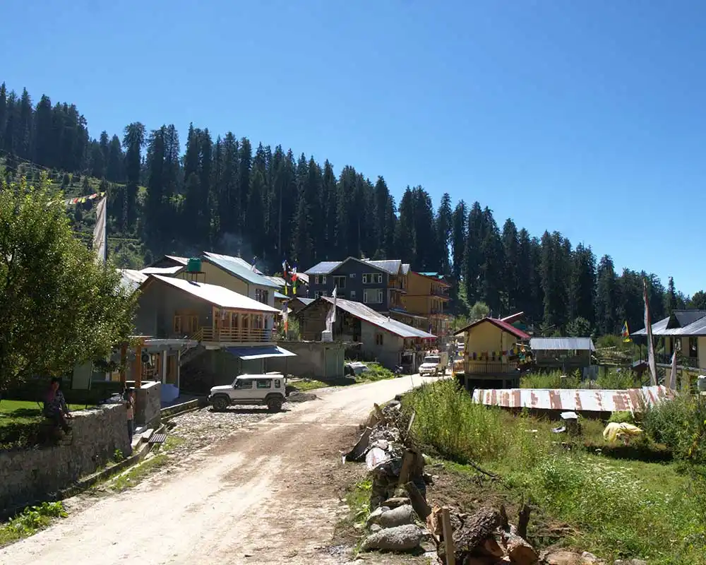 Sethan village is located near Manali.