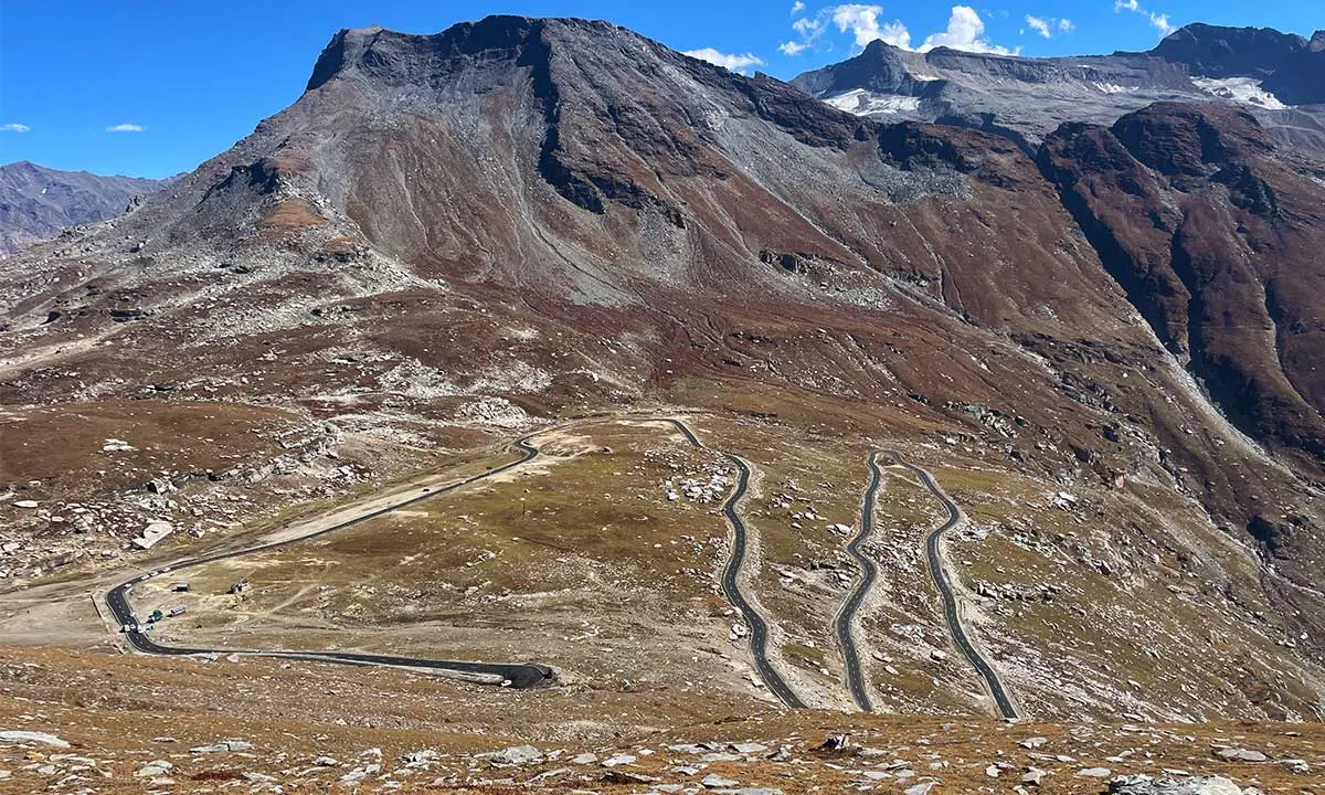 A view of Rohtang Pass in October