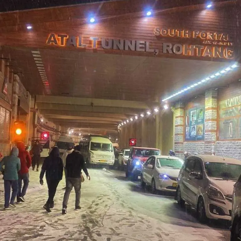 A view of jam-packed atal tunnel in winters