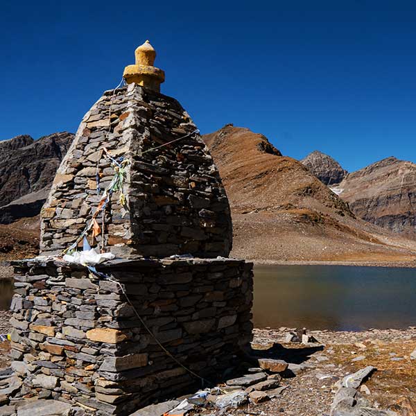 A stone temple on the bank of Dashaur lake.